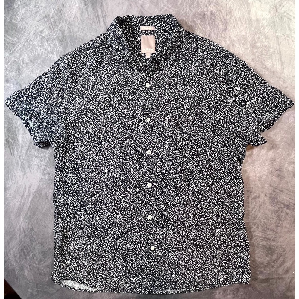 A Frame Shirt Mens Large Black White Abstract Rayon Casual Button Up Top